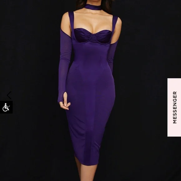 Dress Length: Approx 120cm
Materials: Light Silky Satin - Picture 3 of 10